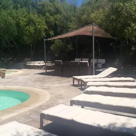 Cozy 35 M² + Pool ポルト・ロトンド