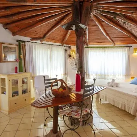 Cozy 35 M² + Pool דירה *